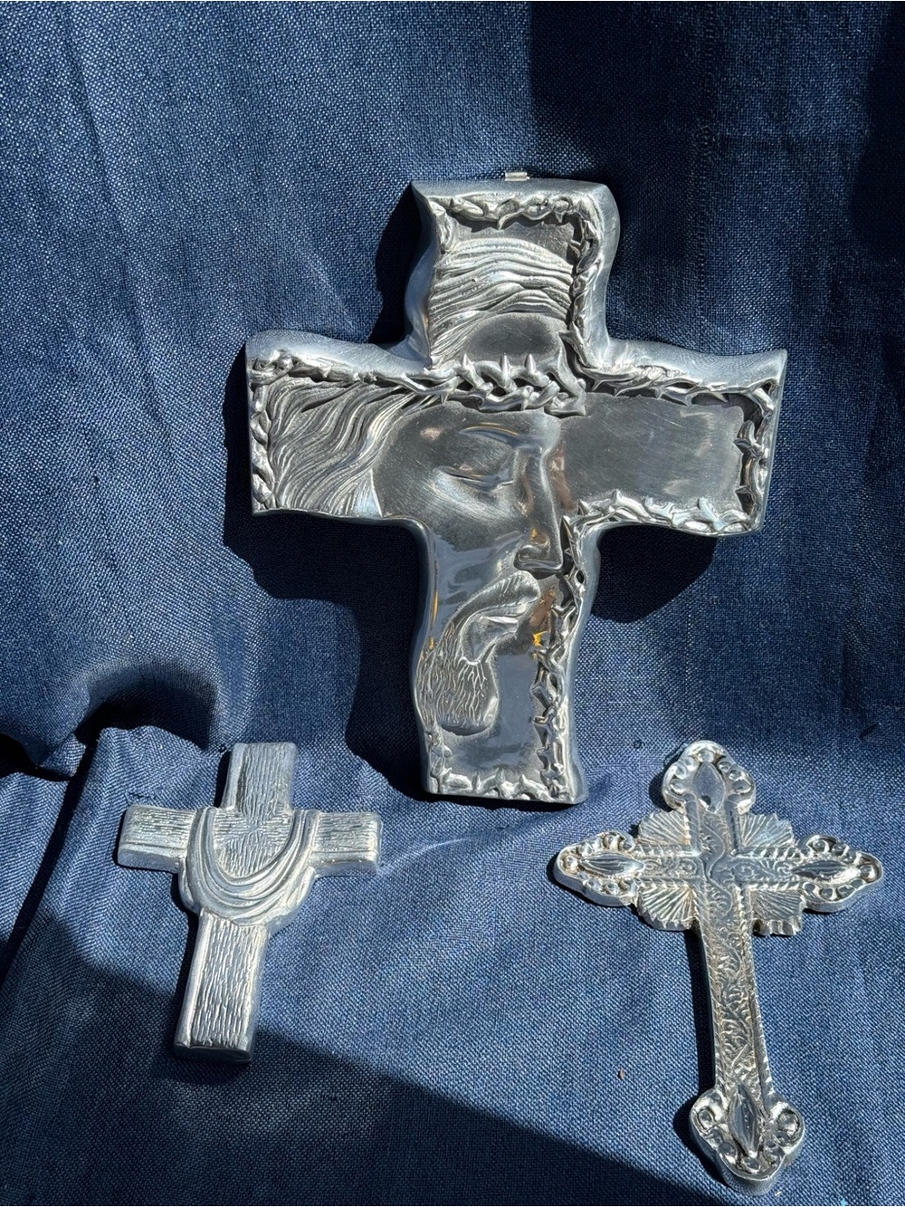 Vintage Metal Wall Cross 3pc Lot Pewter Aluminum Holy Face Jesus Crown Thorns